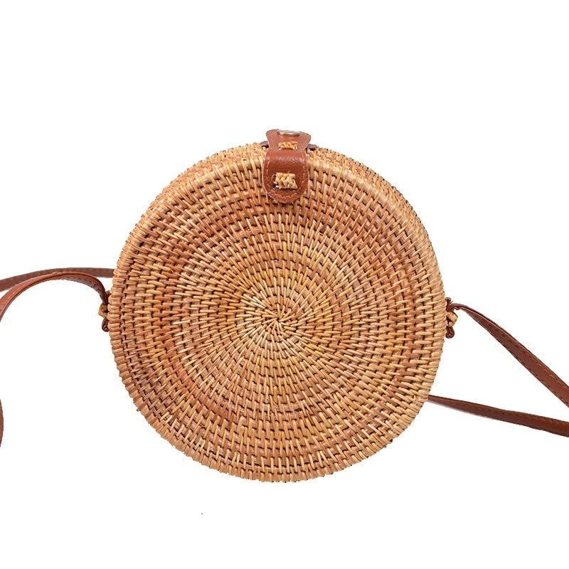 Runde Korbtasche mit Diagonal-Klappe – Bild 6 | LuxeStyle