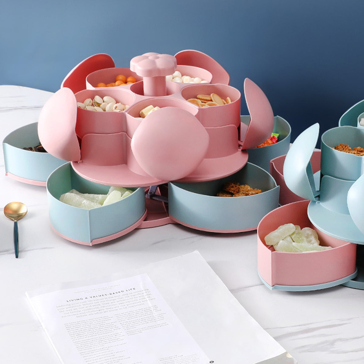 Drehbare Süssigkeiten-Box in Blütenform – Bild 6 | LuxeStyle