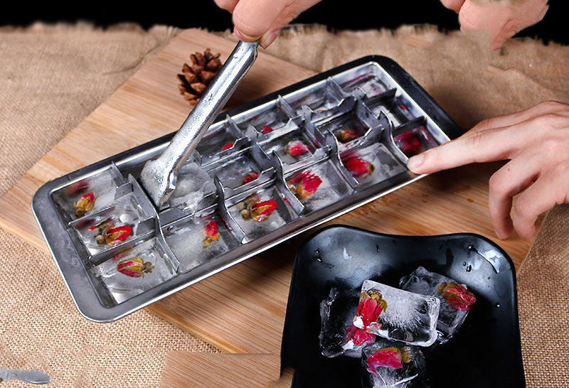 Eiswürfelform aus Edelstahl | LuxeStyle