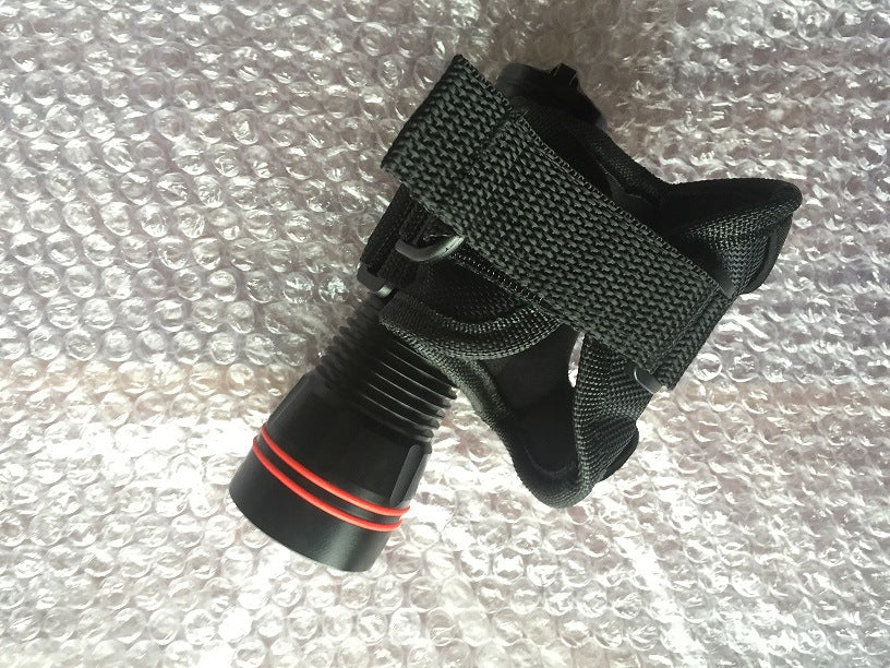 Nylon-Hülle für Tauch- und LED-Taschenlampen – Bild 3 | LuxeStyle