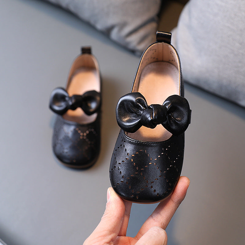 Kinder Halbschuhe mit Klettverschluss – Bild 5 | LuxeStyle