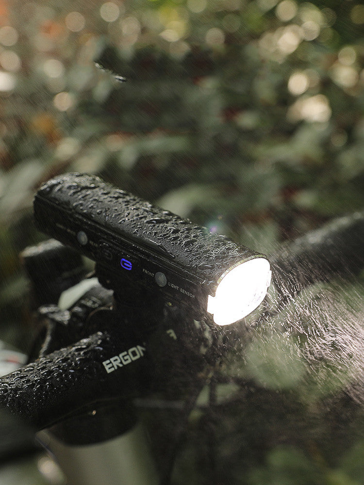 Fahrrad-Scheinwerfer mit USB-Ladung