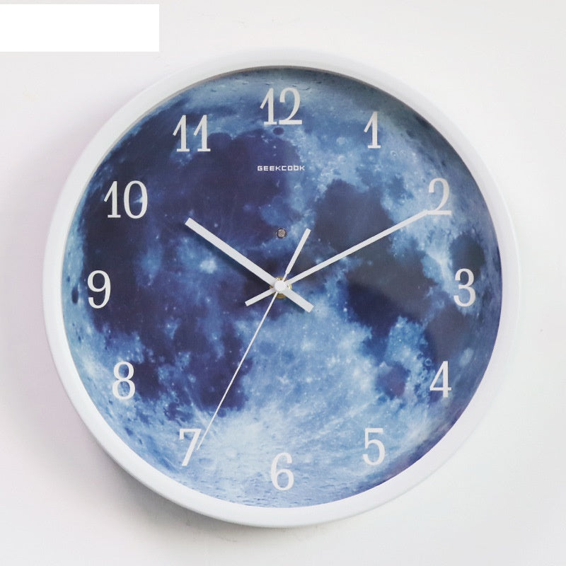 Personalisierte Wanduhr für Wohnzimmer