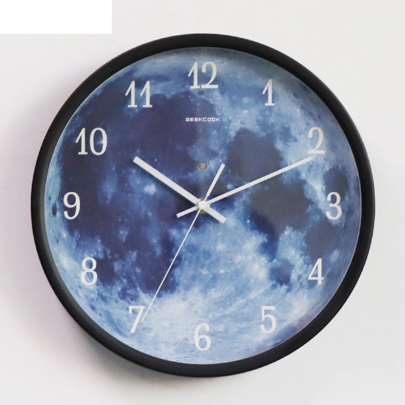 Personalisierte Wanduhr für Wohnzimmer