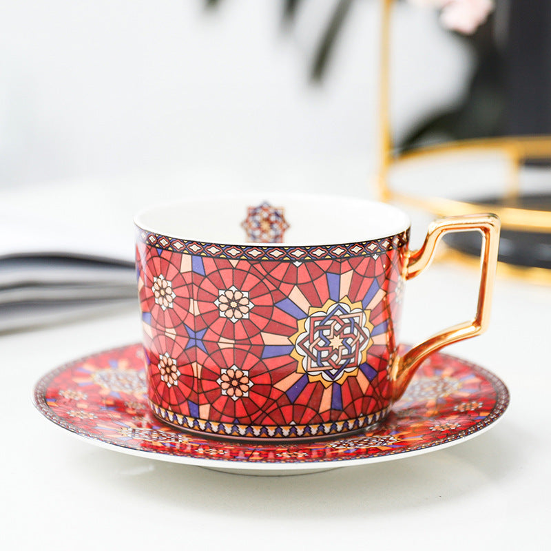 Kaffee- und Teetasse mit Untertasse aus Porzellan – Bild 7 | LuxeStyle