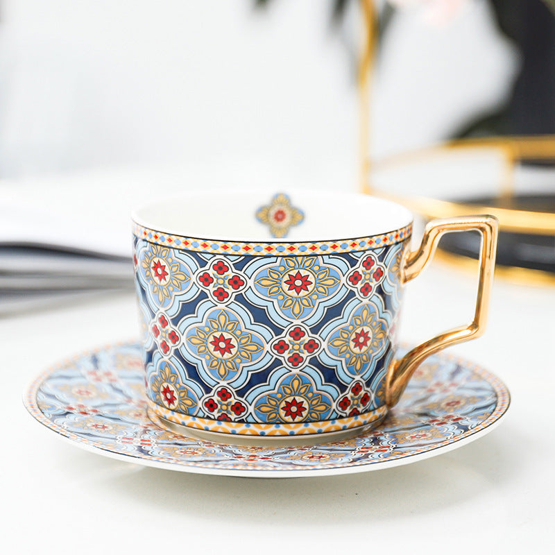Kaffee- und Teetasse mit Untertasse aus Porzellan – Bild 5 | LuxeStyle