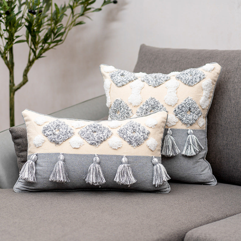 Flow Kissen mit Quasten, gestreift – Bild 2 | LuxeStyle