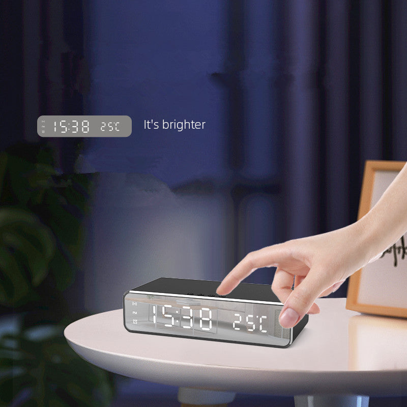 Kabelloses Ladegerät mit Uhr und Thermometer – Bild 6 | LuxeStyle