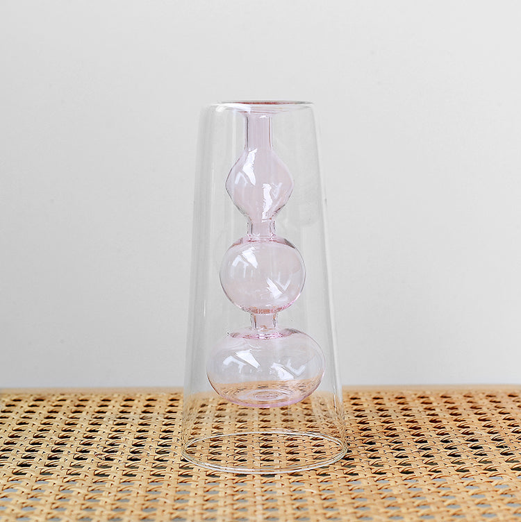 Retro Glasvase mit Blumen
