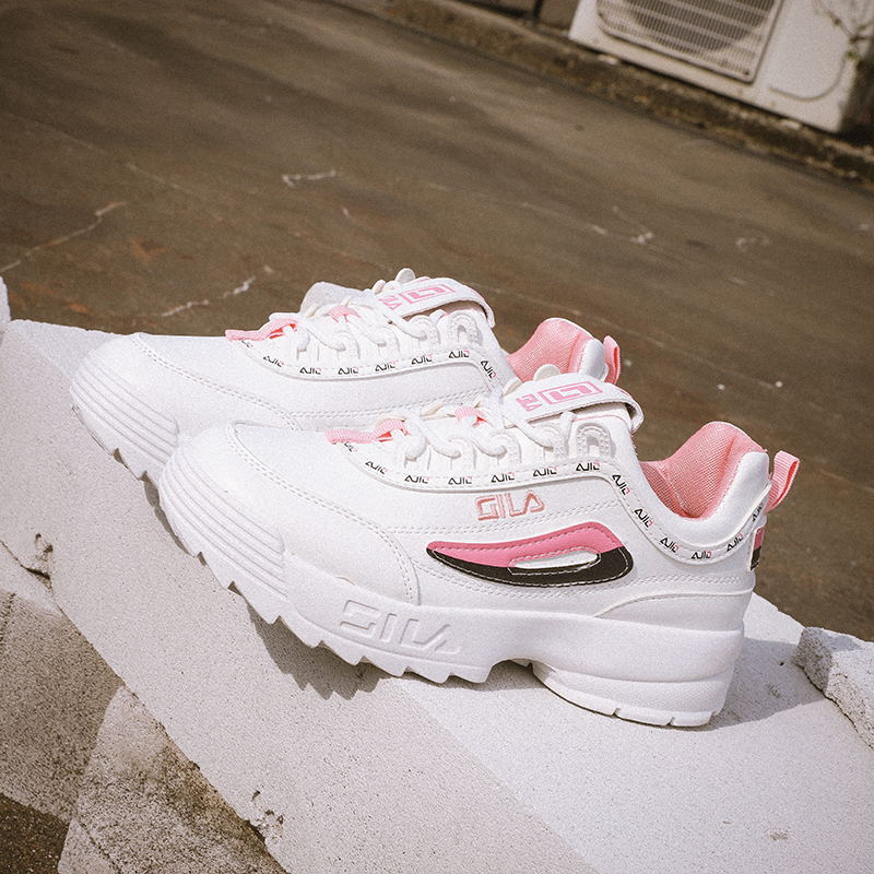 Freizeitschuhe für ältere Kinder – Bild 3 | LuxeStyle
