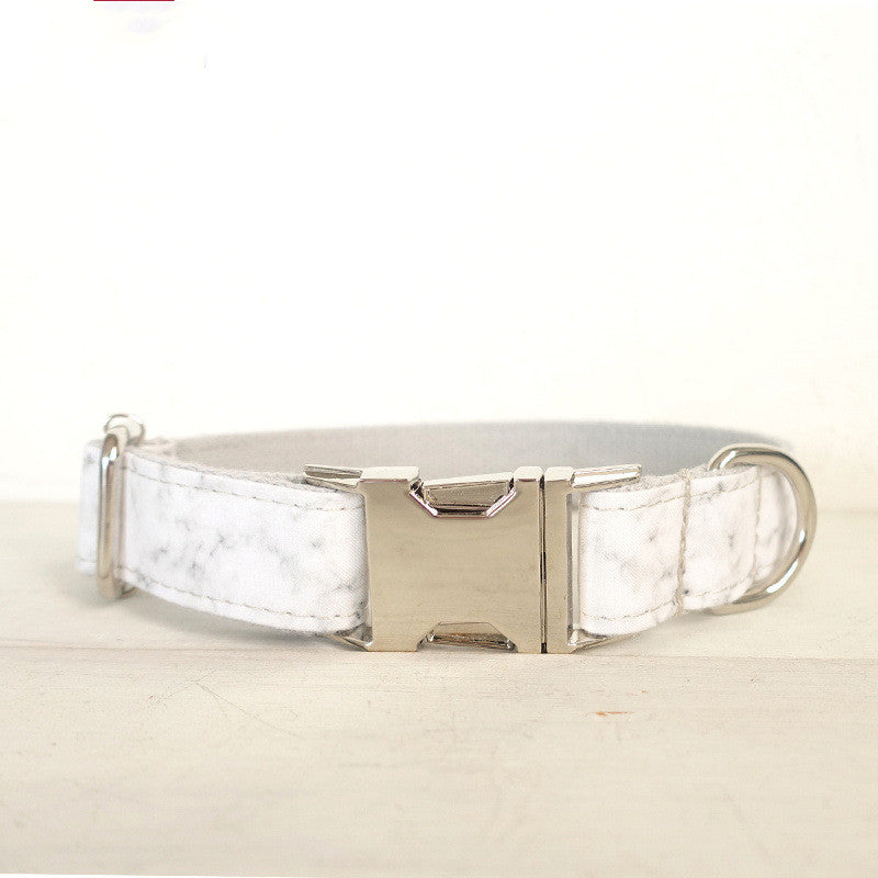 Halsband im Marmor-Design – Bild 2 | LuxeStyle