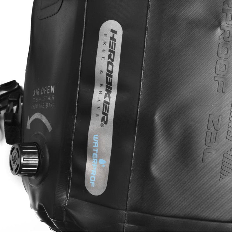 Motorrad Gepäcktasche – Bild 3 | LuxeStyle