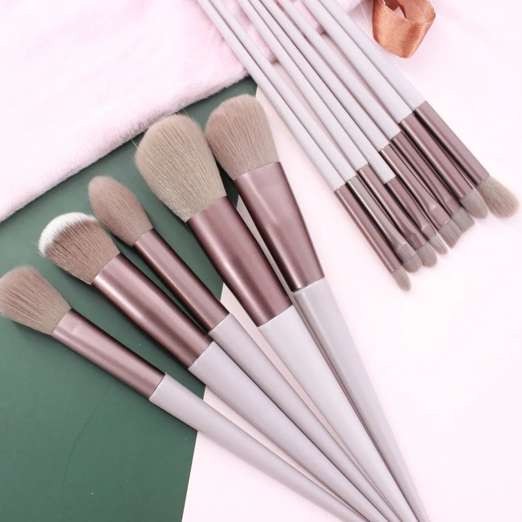 Four Seasons Morandi Make-up Pinselset – Bild 1 | LuxeStyle