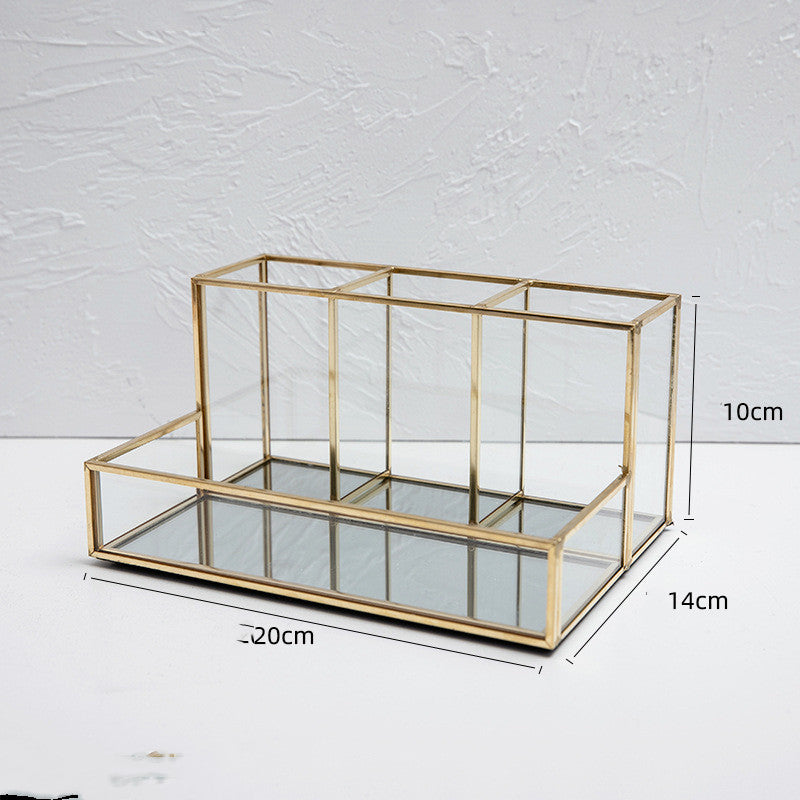Kosmetik-Organizer aus Messing