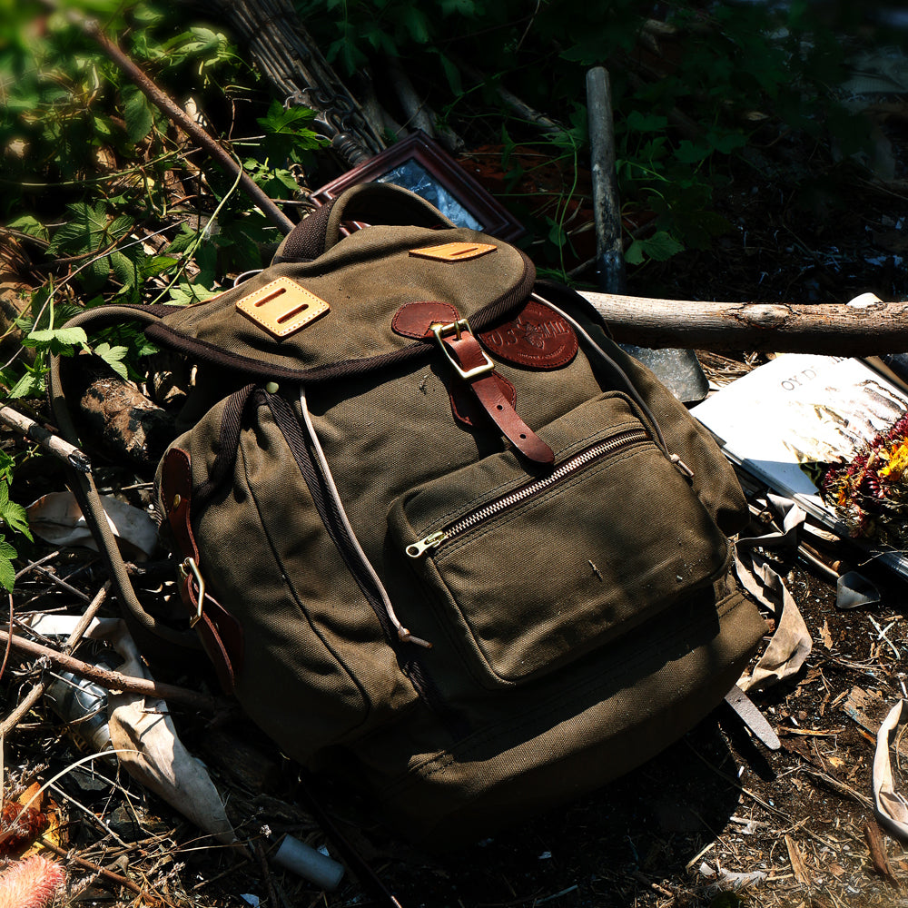 Retro Outdoor Rucksack aus gewachster Baumwolle – Bild 2 | LuxeStyle