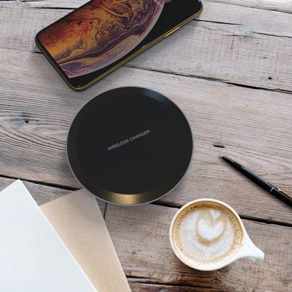 Kabelloses 10W/15W Ladegerät für iPhone – Bild 5 | LuxeStyle