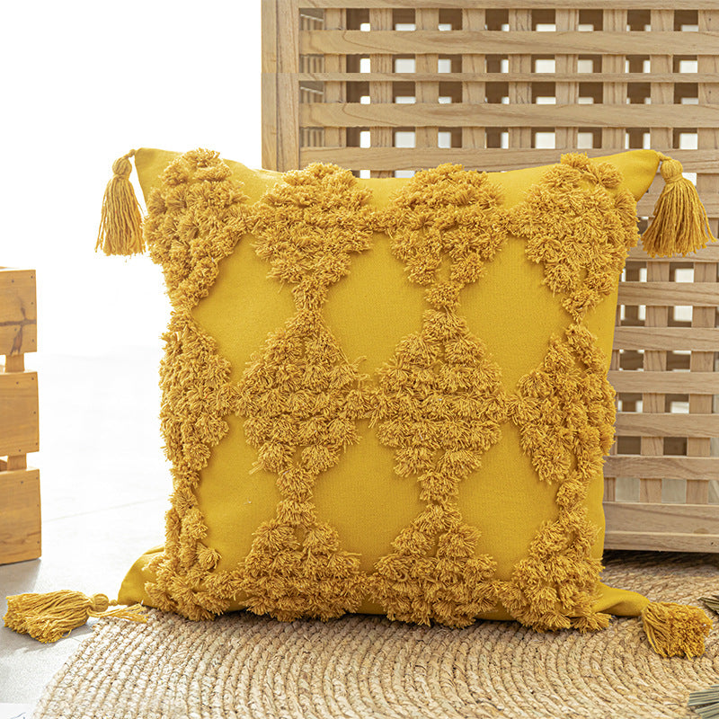 Gepolstertes Kissen mit Quasten – Bild 4 | LuxeStyle
