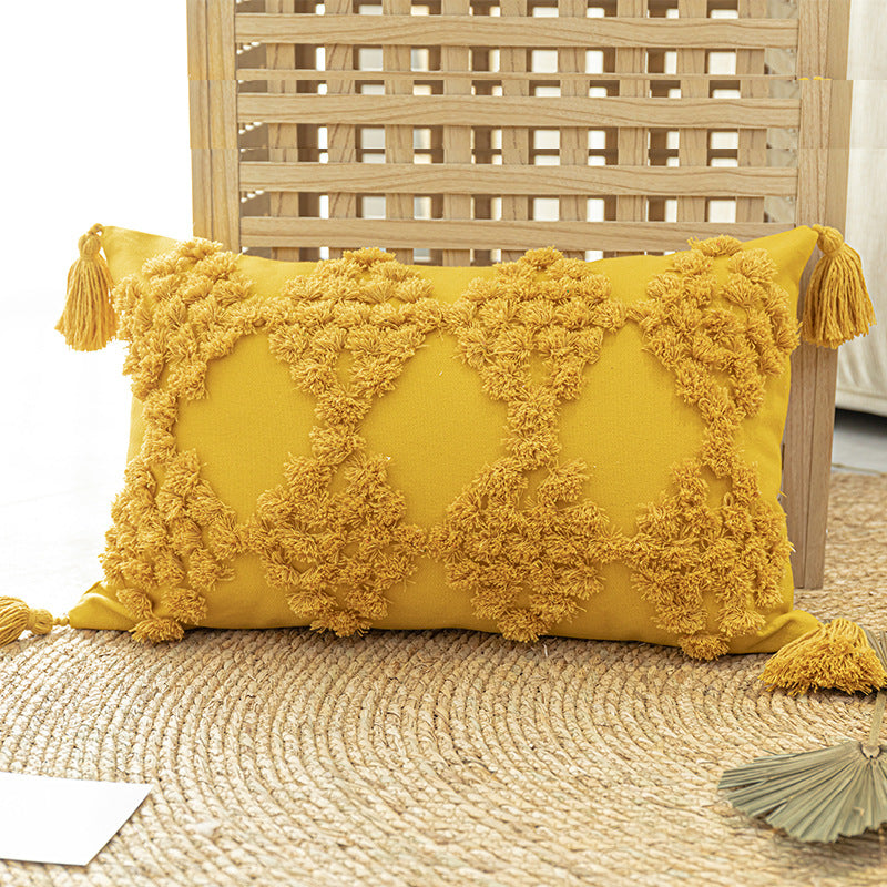 Gepolstertes Kissen mit Quasten | LuxeStyle