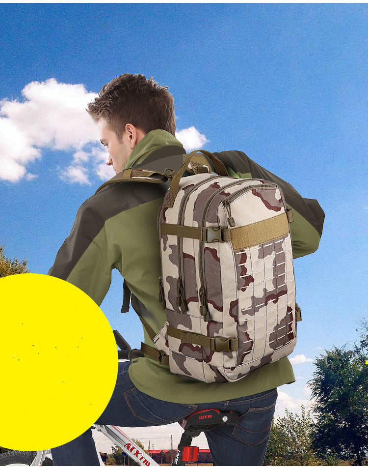 Taktischer Outdoor-Rucksack – Bild 4 | LuxeStyle