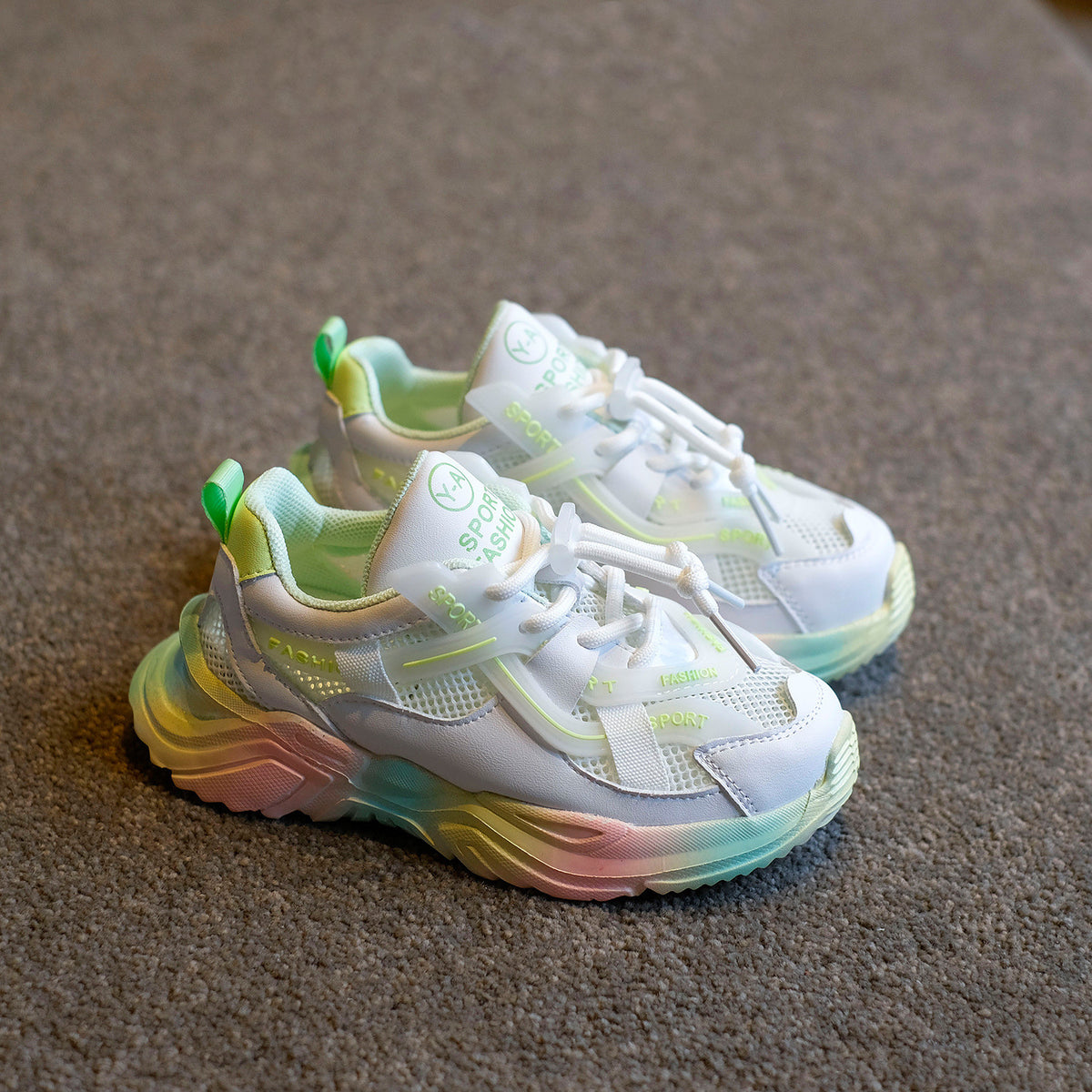 Leichte Sportschuhe für Kinder mit atmungsaktivem Mesh | LuxeStyle