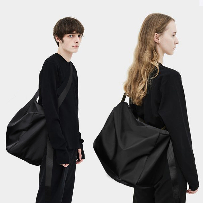 Dunkle Umhängetasche | LuxeStyle