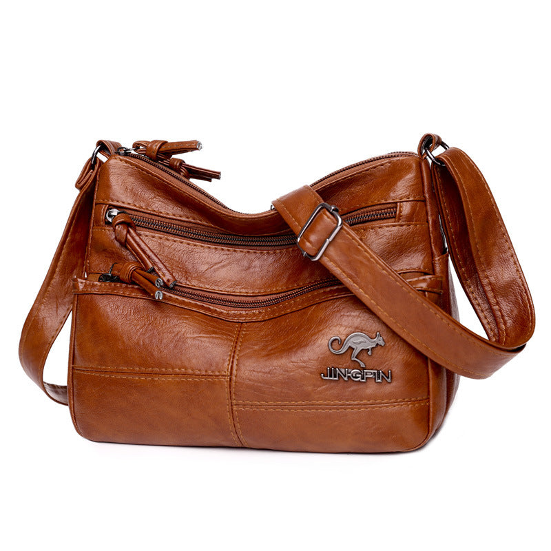 Umhängetasche aus weichem Lederimitat | LuxeStyle