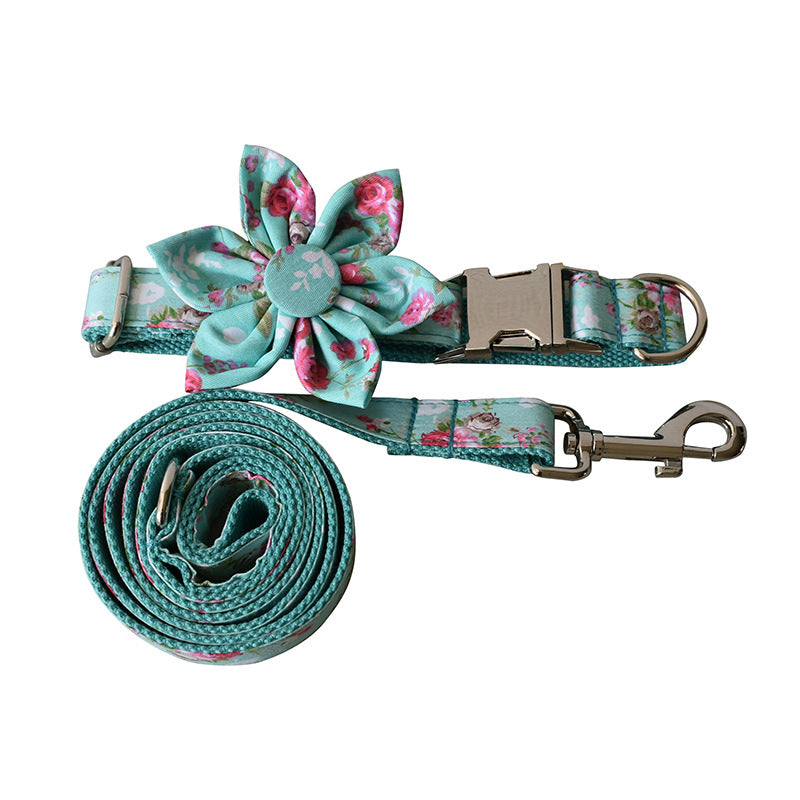 Green Rose Hundehalsband & Leine – Bild 4 | LuxeStyle
