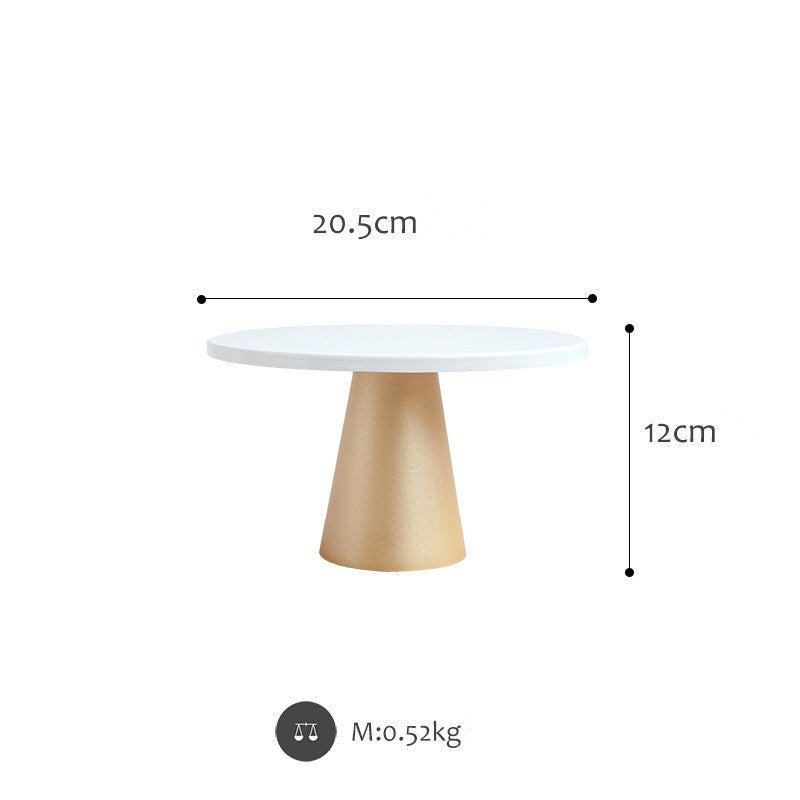 Kuchen-Etagere im nordischen Stil – Bild 5 | LuxeStyle