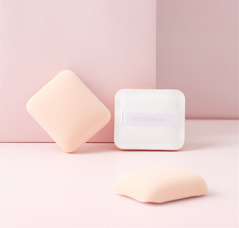 Marshmallow Kissen-Puff für Make-up – Bild 3 | LuxeStyle
