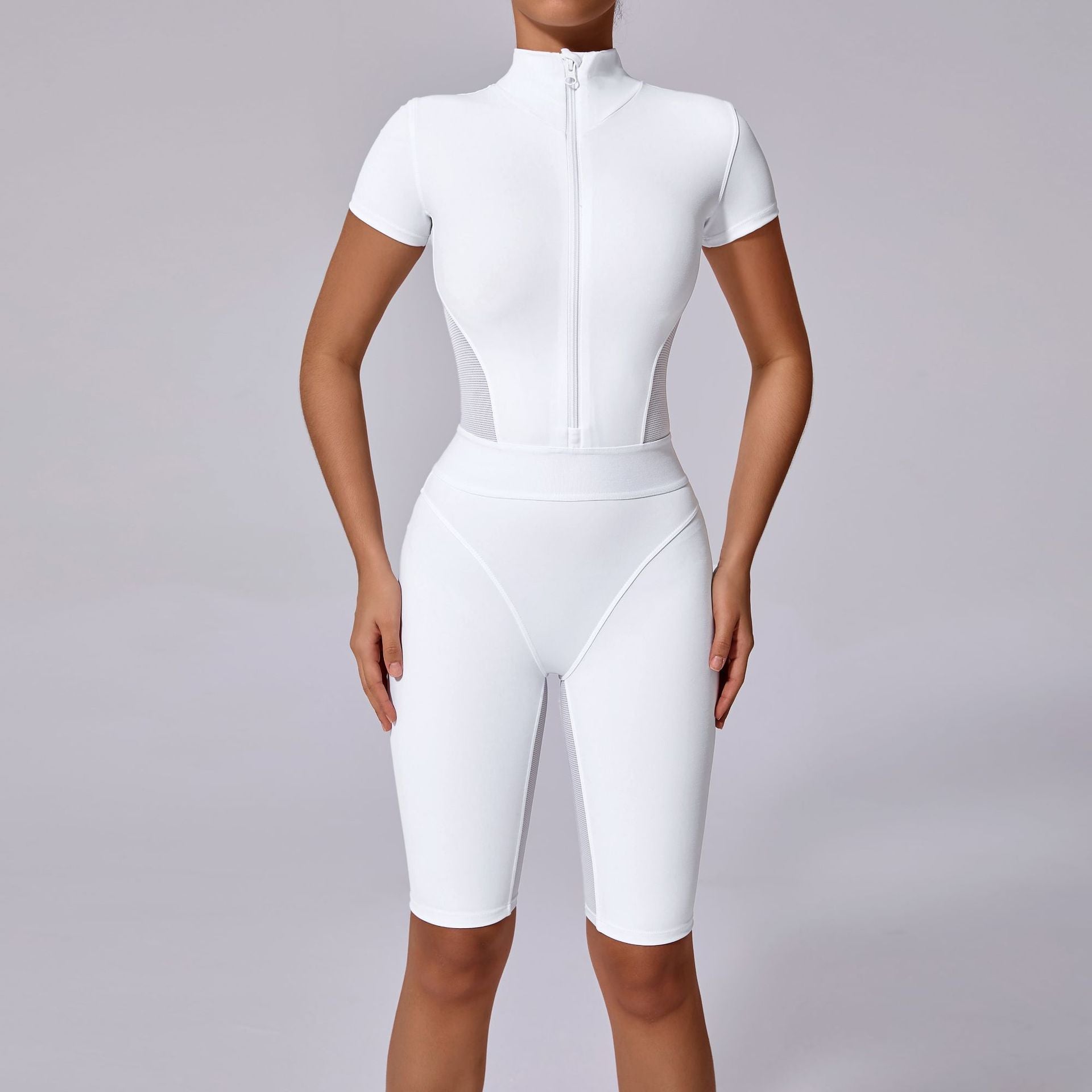 Yoga-Jumpsuit mit Reissverschluss und kurzem Arm