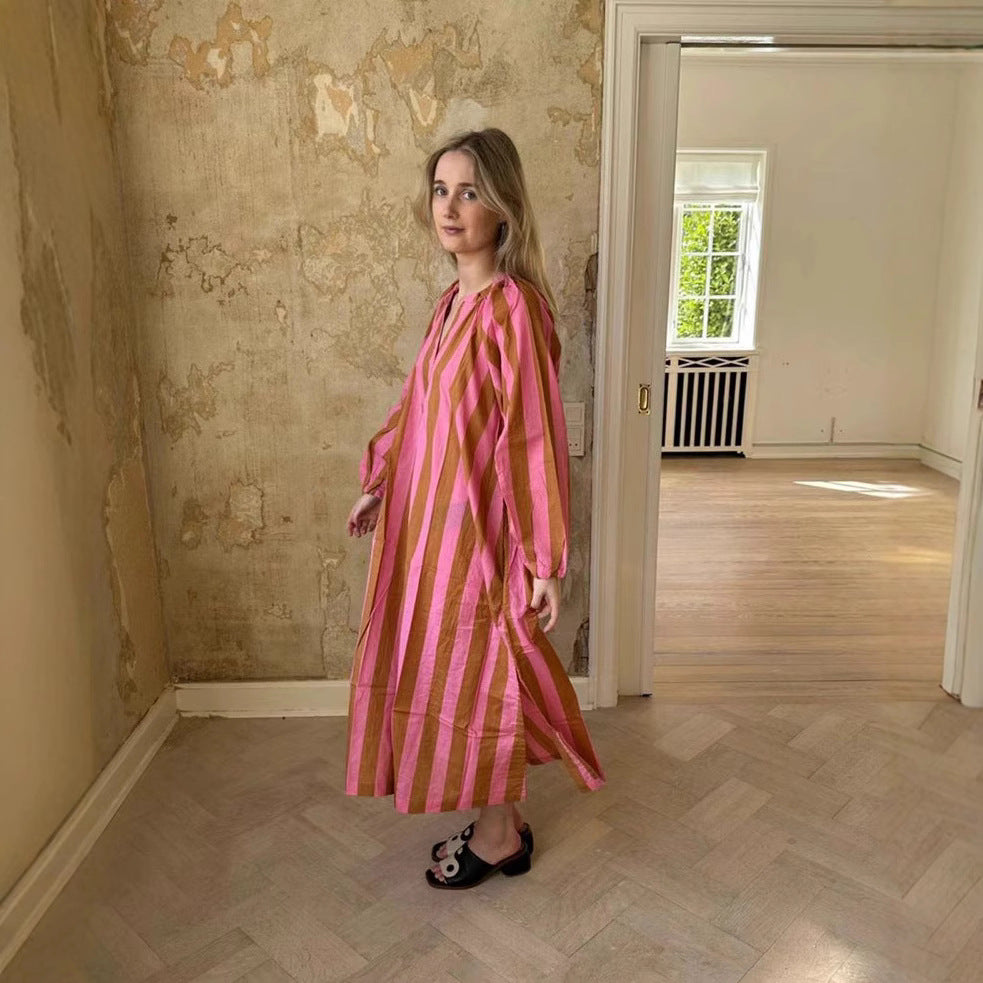 Langes Streifen-Kleid