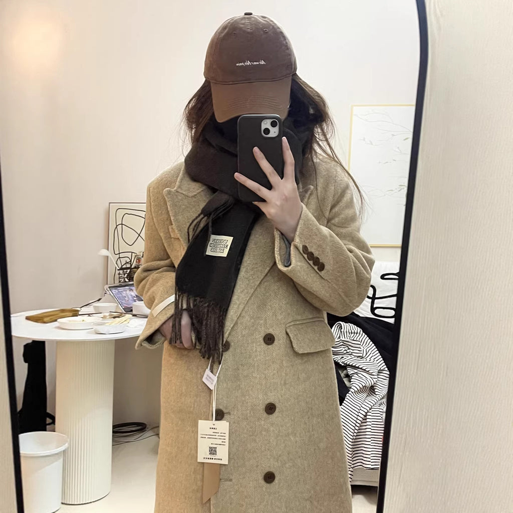 Eleganter Wollmantel im koreanischen Stil