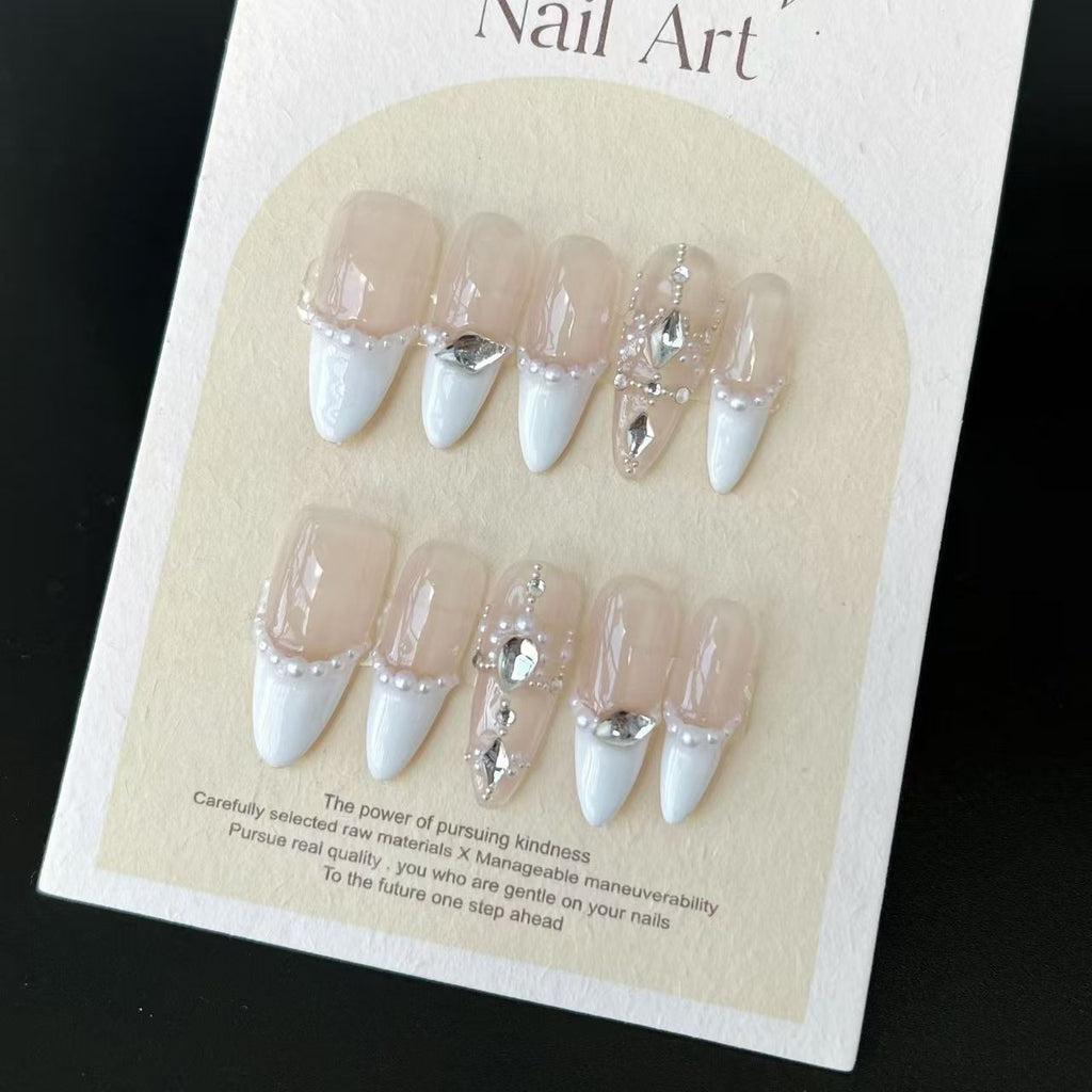 Barlow-Pearl-Nagelstück – Bild 5 | LuxeStyle