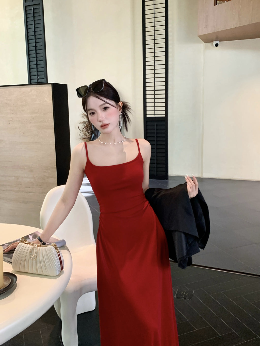 Sommerkleid mit Rückenschnürung – Bild 12 | LuxeStyle