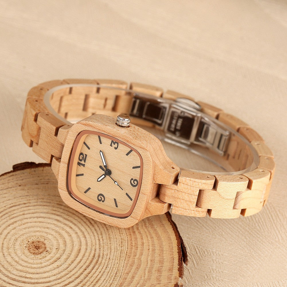 Bambus-Holz-Uhr mit digitalem Goldzifferblatt – Bild 4 | LuxeStyle