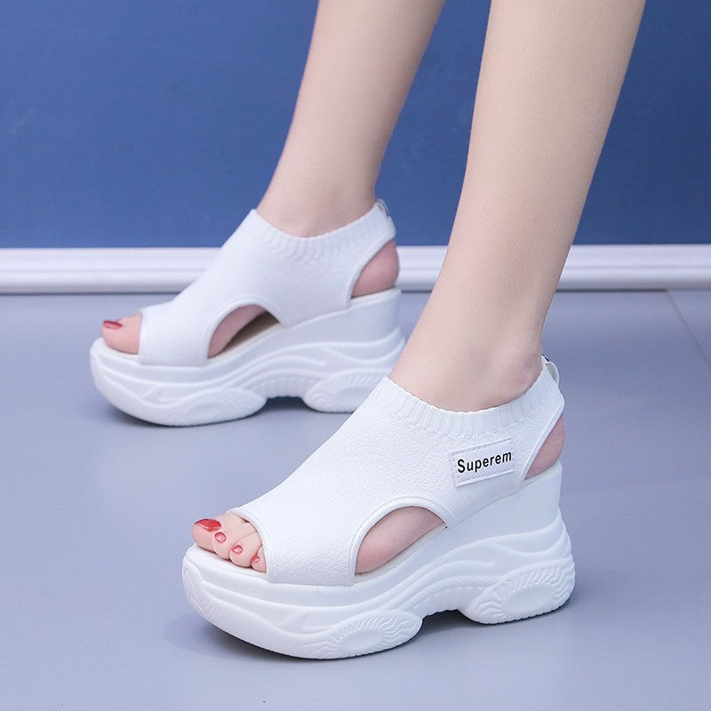 Keilabsatz-Sandalen im Feen-Stil mit Plateau