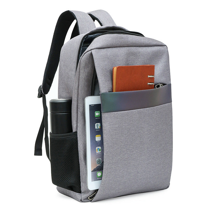 Wasserdichter Outdoor Rucksack mit USB-Ladeanschluss – Bild 3 | LuxeStyle