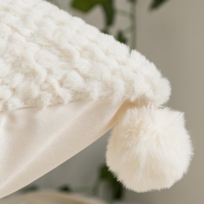 Samt-Kissenbezug mit Schlaufenmuster – Bild 1 | LuxeStyle