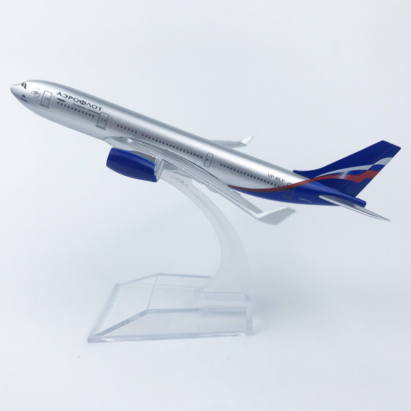 Flugzeugmodell aus Legierung (1:400) – Bild 7 | LuxeStyle