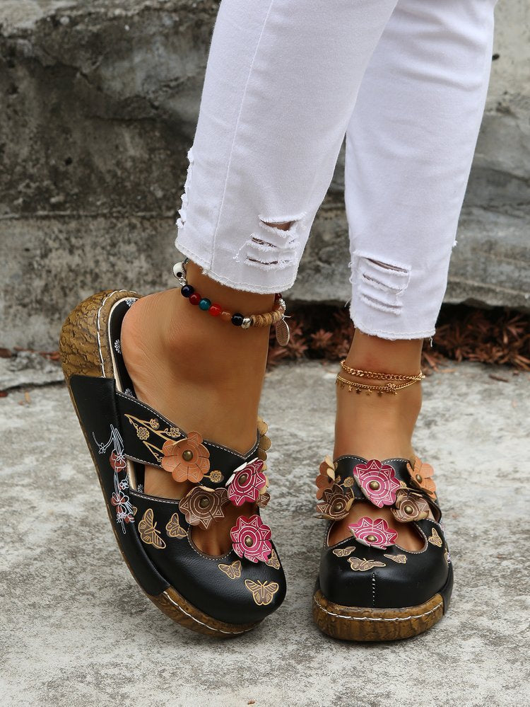 Sandalen mit rundem Zeh und Pflaumen-Totem – Bild 14 | LuxeStyle