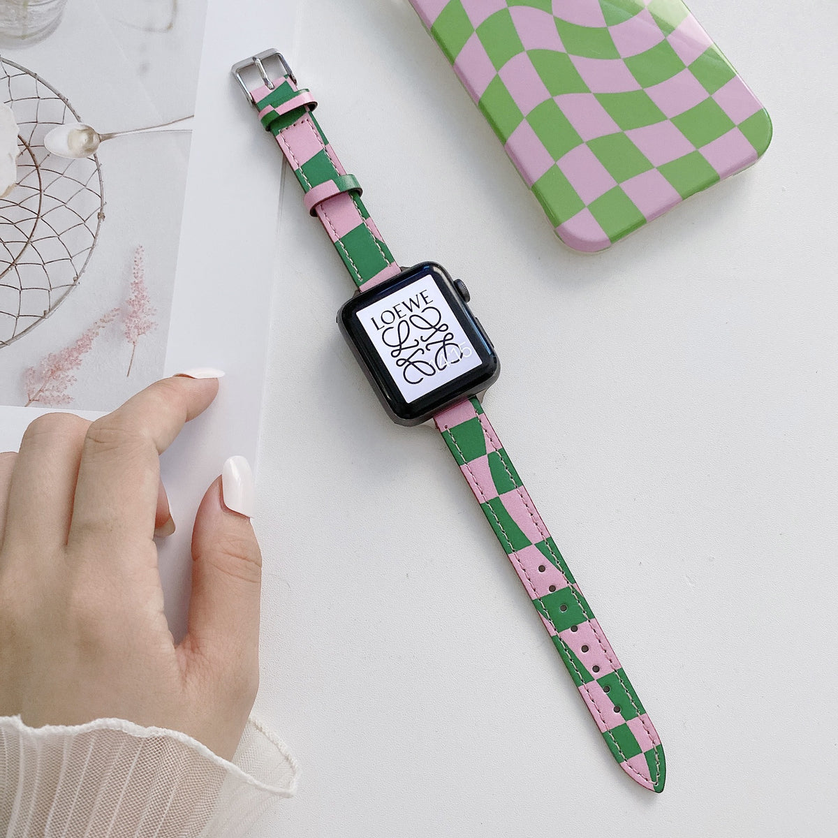 Gestreiftes Lederarmband für Apple Watch – Bild 7 | LuxeStyle