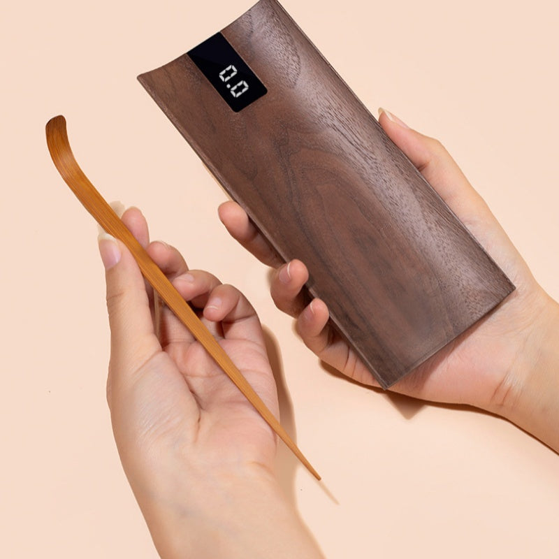 Elektronische Teewaage aus Holz – Bild 3 | LuxeStyle