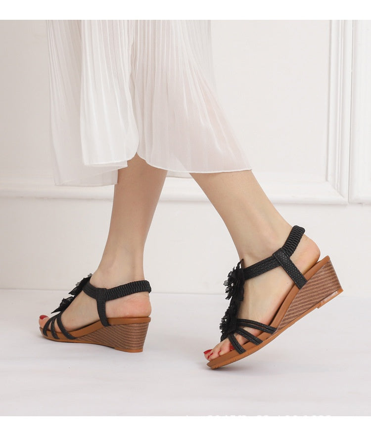Retro Blumen Sandalen für Damen – Bild 2 | LuxeStyle