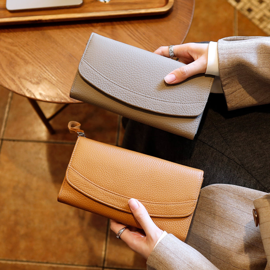 Handtasche aus echtem Leder – Clutch – Bild 7 | LuxeStyle