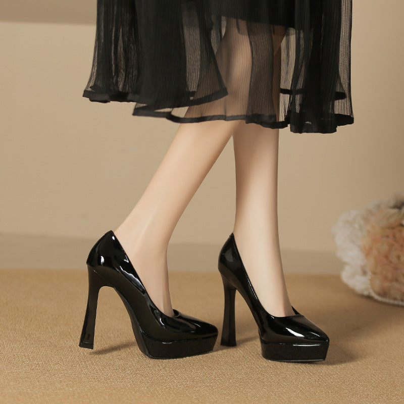 Elegante High Heels mit Plattform