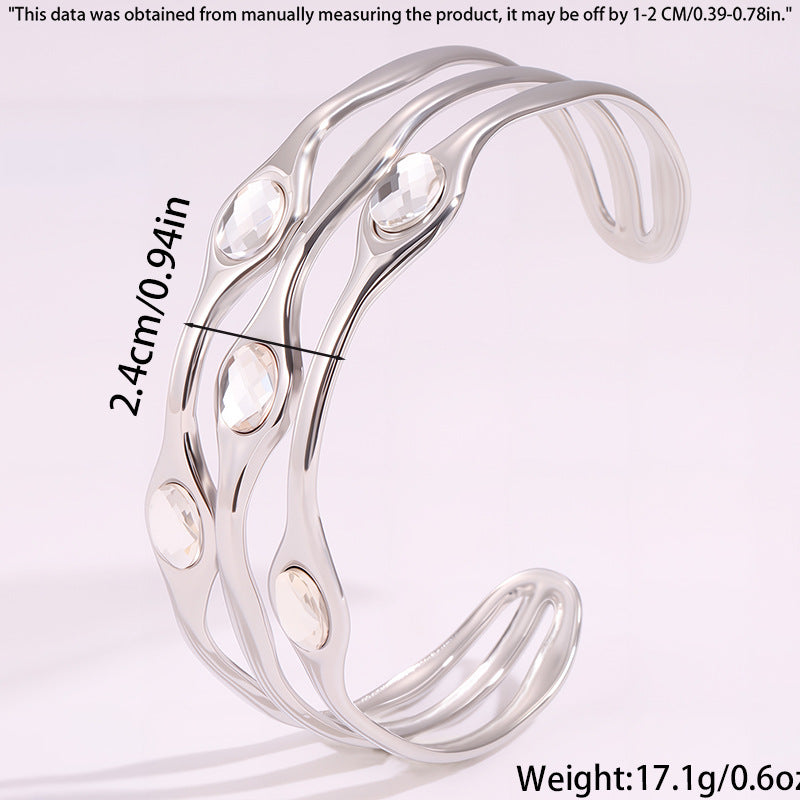 Mehrreihiges C-Armband mit Zirkonia | LuxeStyle
