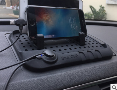 Auto-Halterung mit Ladefunktion und Ablage – Bild 2 | LuxeStyle
