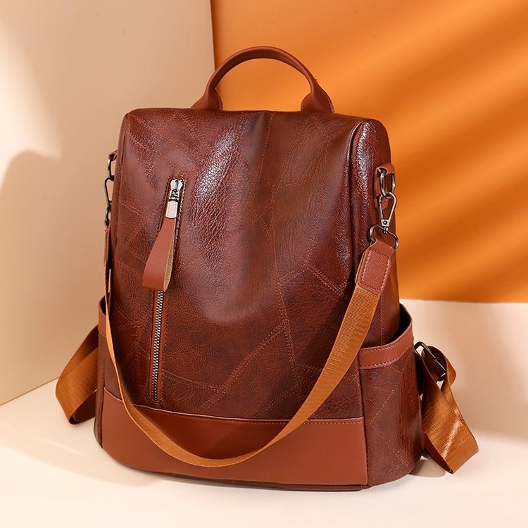 Rucksack aus weichem PU-Leder mit viel Stauraum