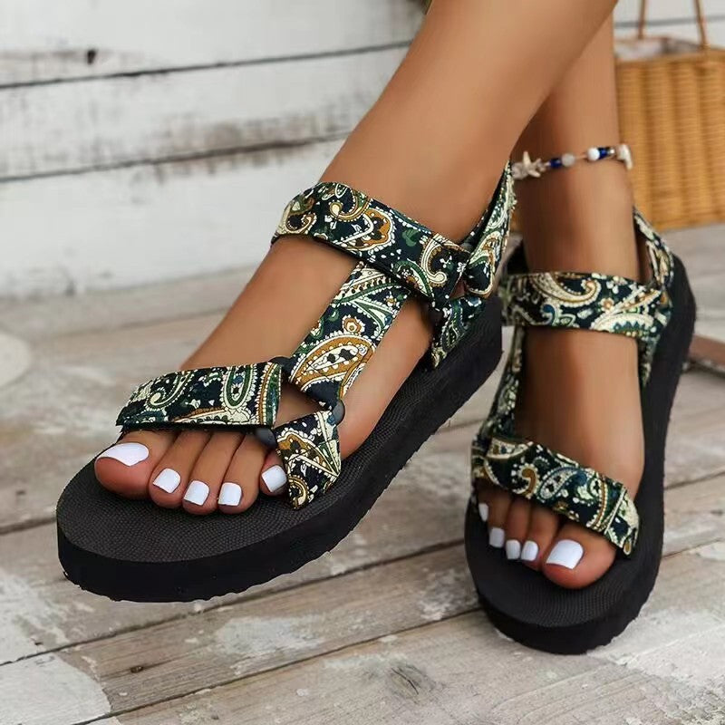 Ethno-Sandalen mit Klettverschluss und dicker Sohle – Bild 2 | LuxeStyle