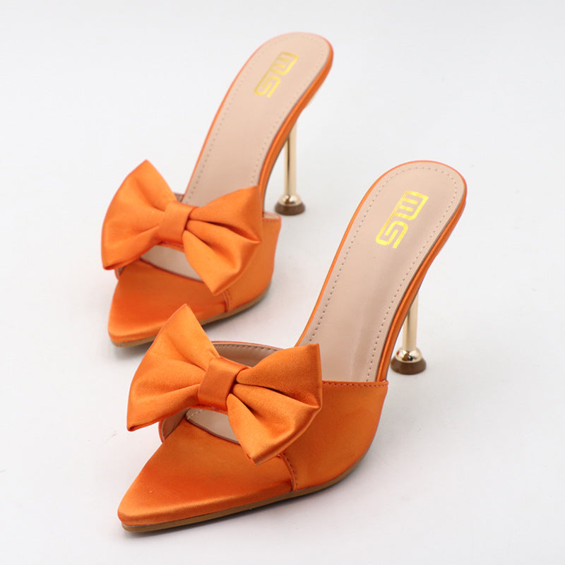 Elegante Satin-Pumps mit spitzer Zehenpartie | LuxeStyle